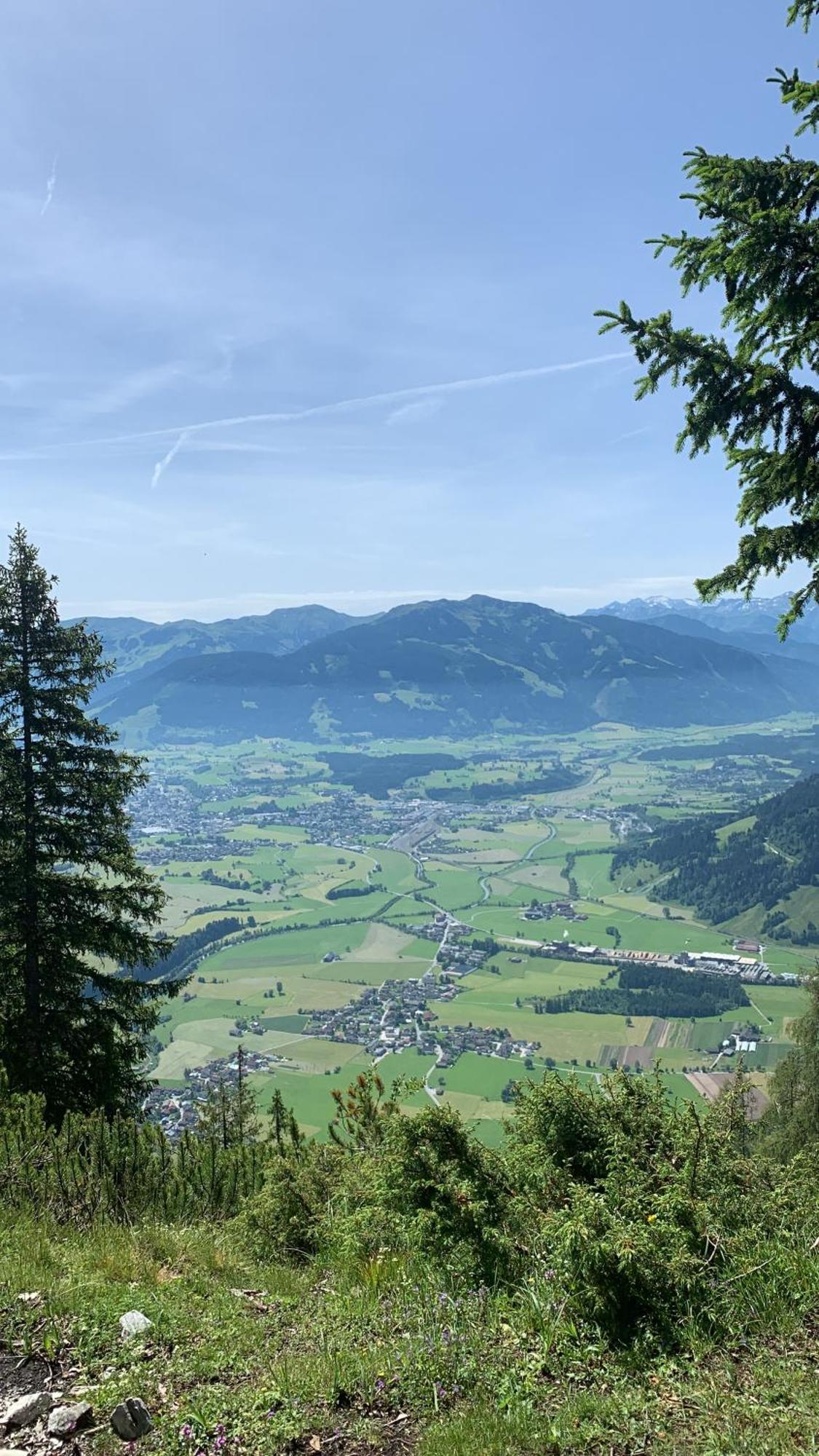 Bergblick Apartment Saalfelden Bagian luar foto